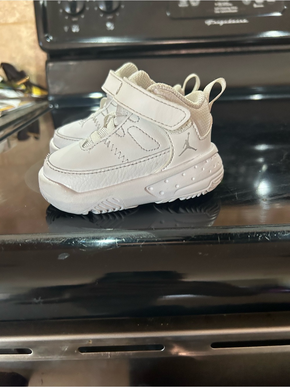 Jordan Toddler White Strap Sneakers